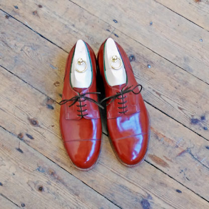 chestnut brown derby shoes