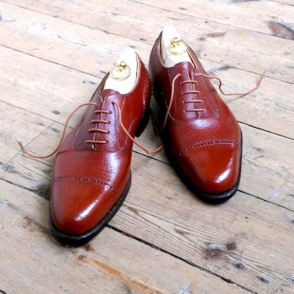 Grain leather shoes